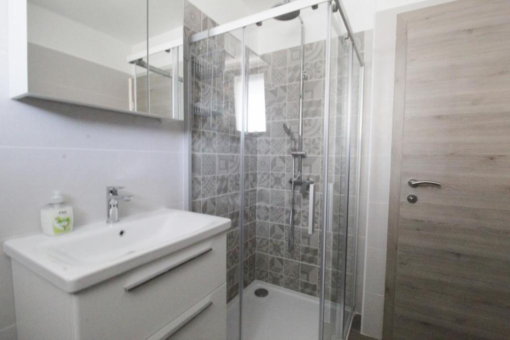 Apartments La Mar Zambratija المظهر الخارجي الصورة