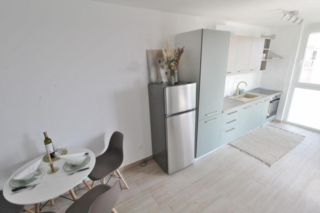 Apartments La Mar Zambratija المظهر الخارجي الصورة