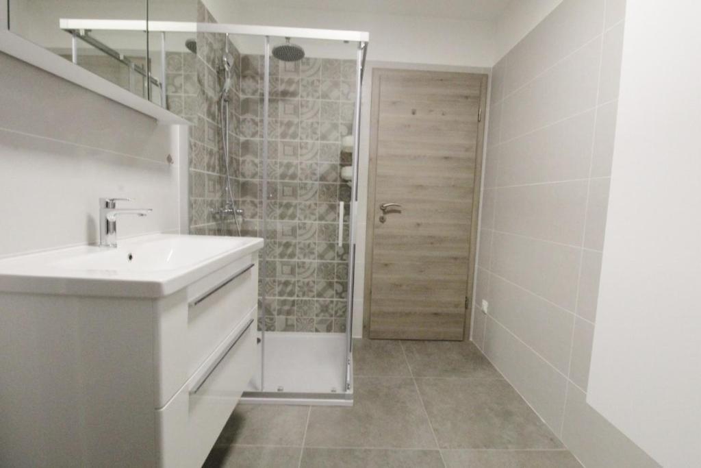 Apartments La Mar Zambratija المظهر الخارجي الصورة