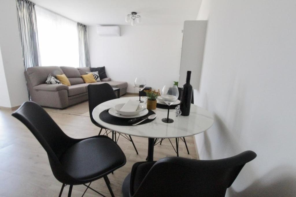 Apartments La Mar Zambratija المظهر الخارجي الصورة